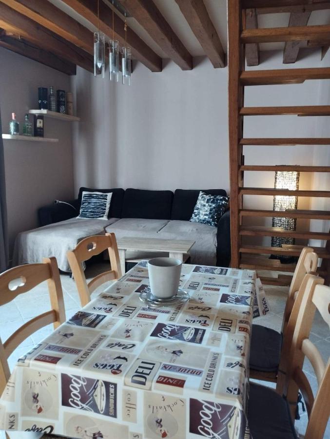 Charmante Petite Maison De Bourg Apartman Autry-le-Chatel Kültér fotó